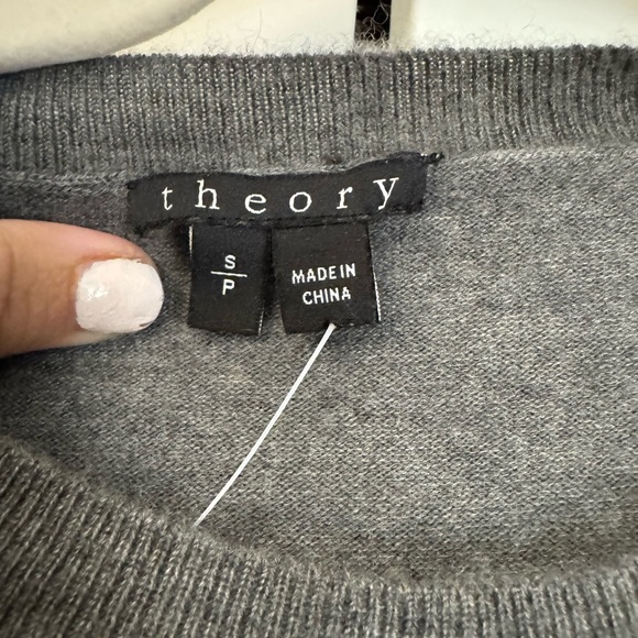 cashmere blendTheory Gray Longline Sweater dress - Picture 2 of 3